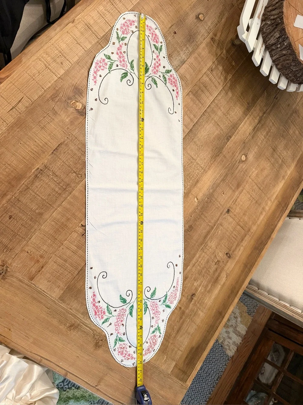 Vintage 50’s Embroidered Floral Table Runner. Red | Green. Rustic | Foliage